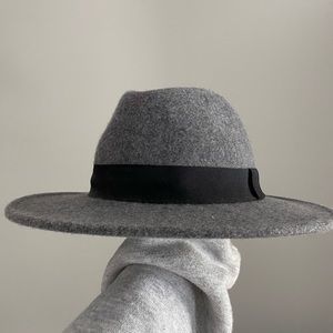 H&M flat brim hat